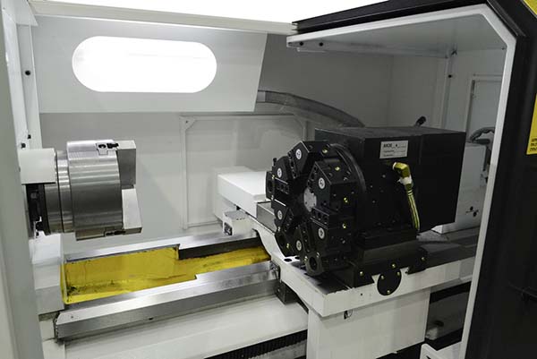 ТС16А20Ф3 Загальний вигляд токарного верстата з ЧПУ